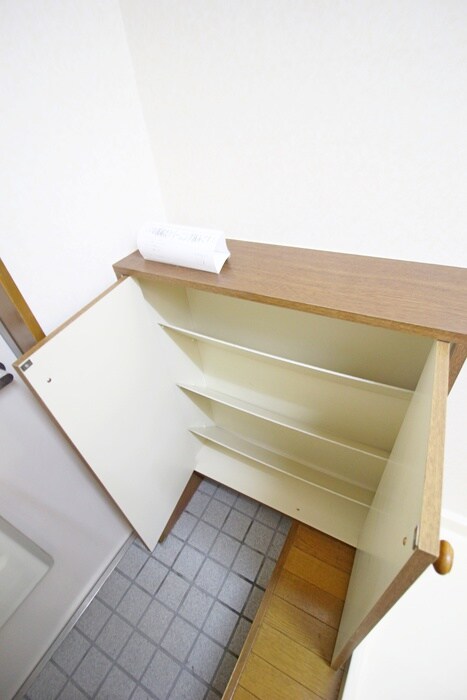 物件内観写真14　(靴箱)