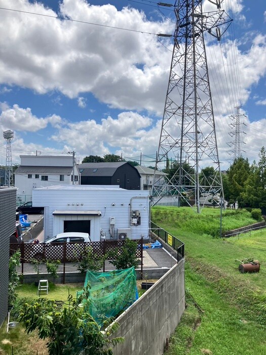 物件内観写真18　(室内からの展望)