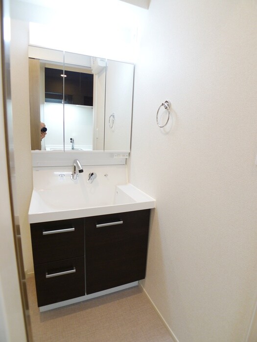 物件内観写真8　(洗面)