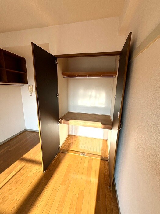 物件内観写真10　(収納)