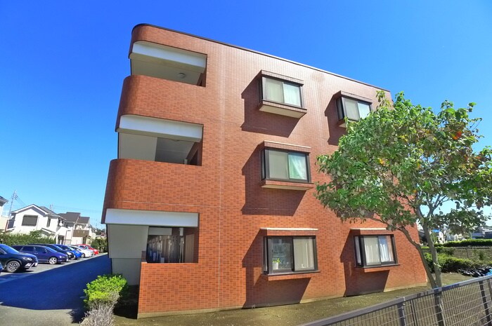 物件外観写真5　(駐輪場)