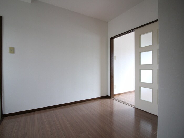 物件内観写真22　(居室)