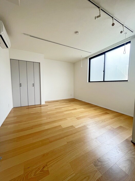 物件内観写真11　(居室)