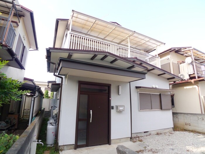 物件外観写真5　(エントランス部分)