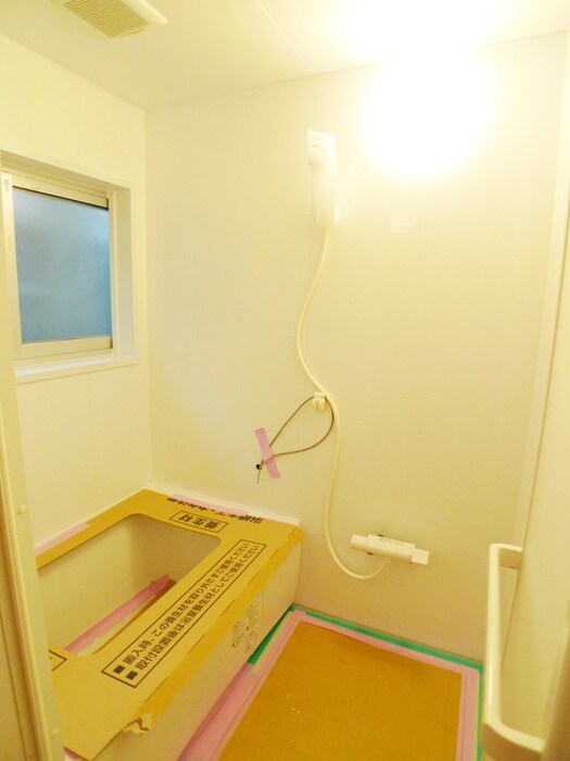 物件内観写真10　(バス／シャワールーム等)