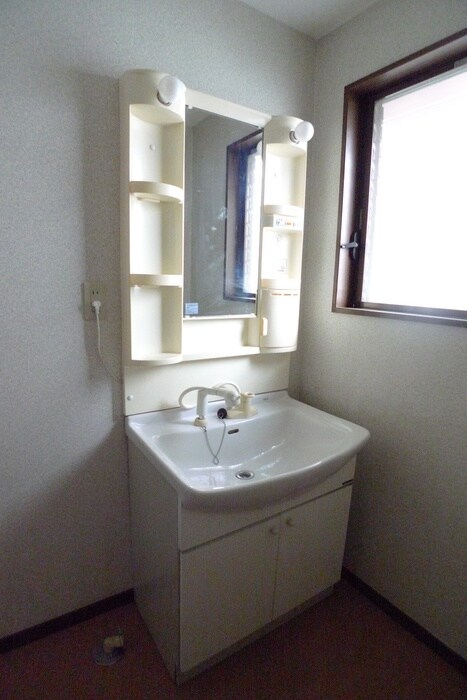 物件内観写真11　(洗面)