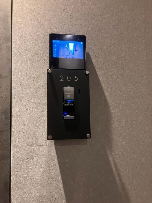 物件内観写真7　(玄関)