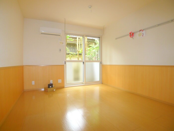 物件内観写真6　(居室)