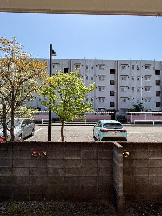 物件内観写真19　(室内からの展望)