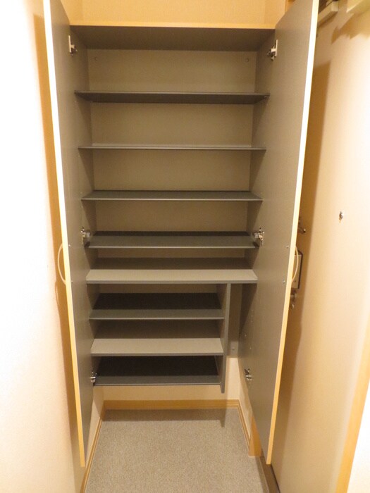 物件内観写真17　(靴箱)