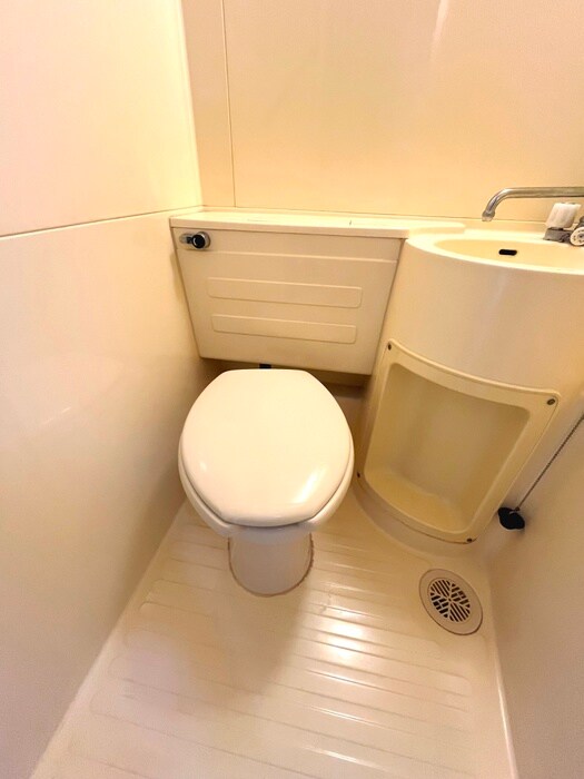 物件内観写真12　(トイレ)