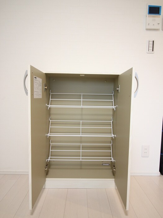 物件内観写真19　(靴箱)