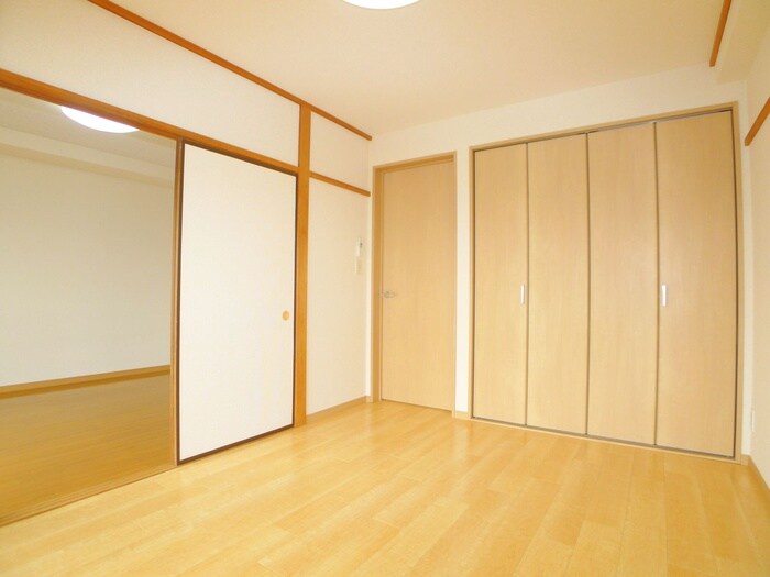 物件内観写真10　(居室)
