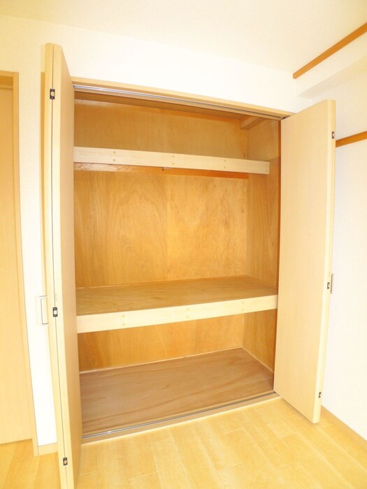 物件内観写真15　(収納)