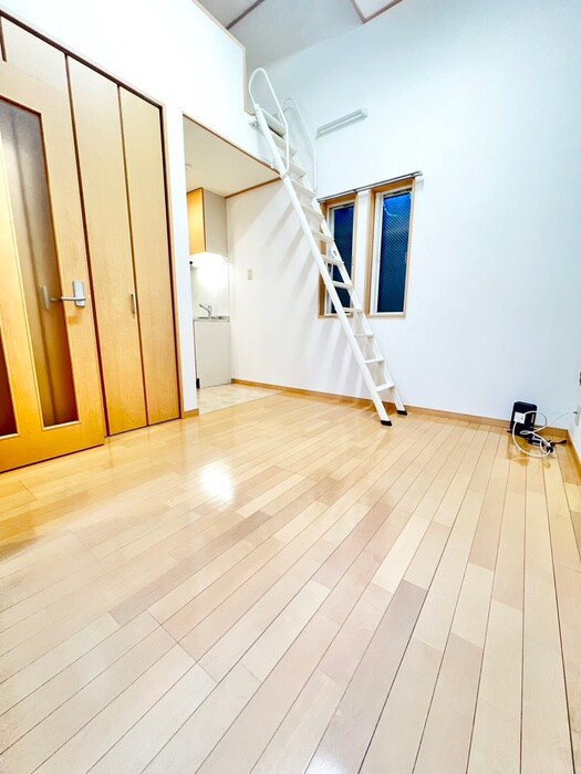 物件内観写真8　(居室)