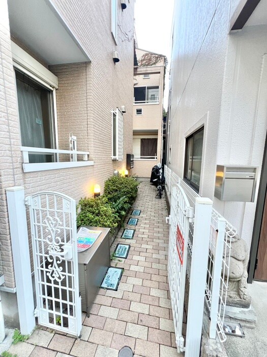 物件外観写真3　(外観写真)