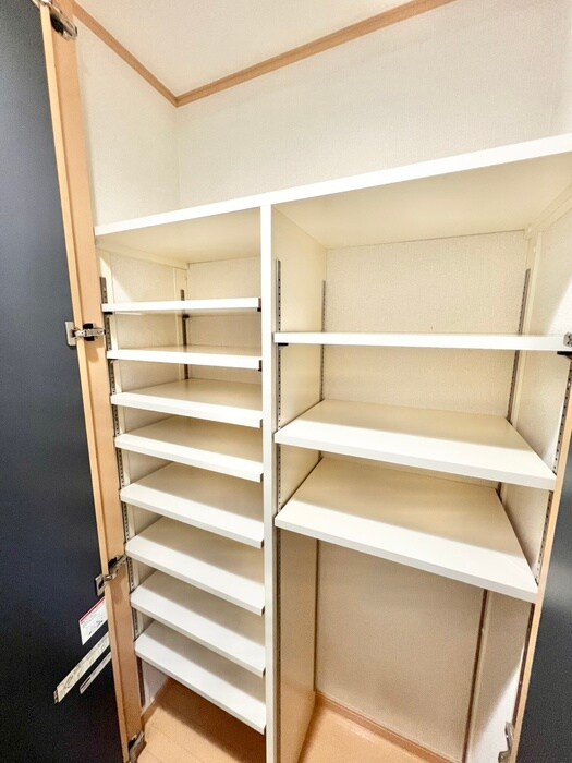 物件内観写真19　(靴箱)