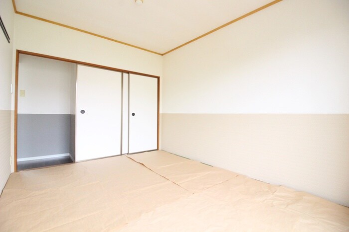 物件内観写真8　(居室)