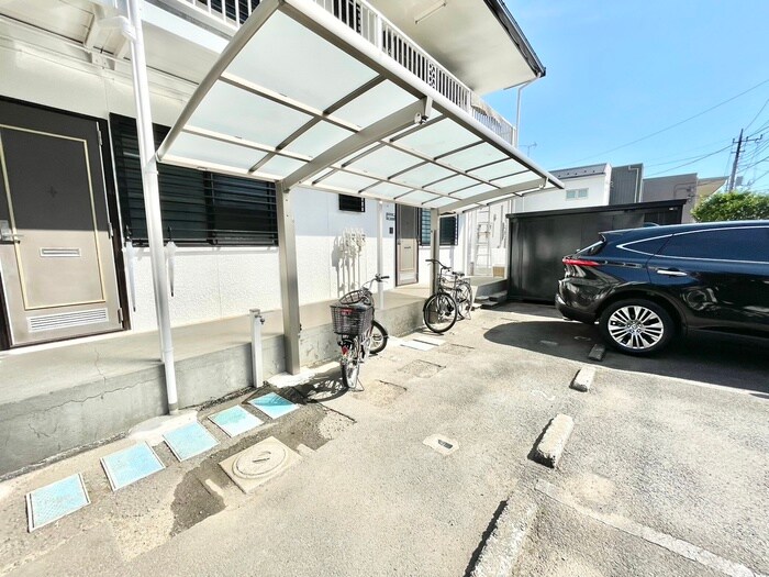 物件外観写真6　(駐輪場)