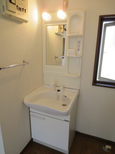 物件内観写真4　(洗面)