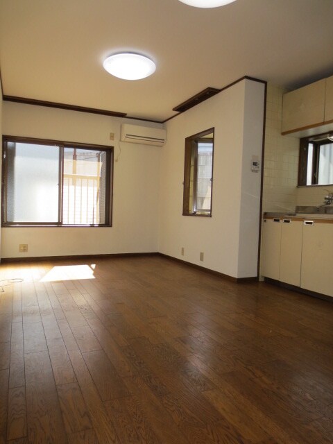 物件内観写真5　(居室)