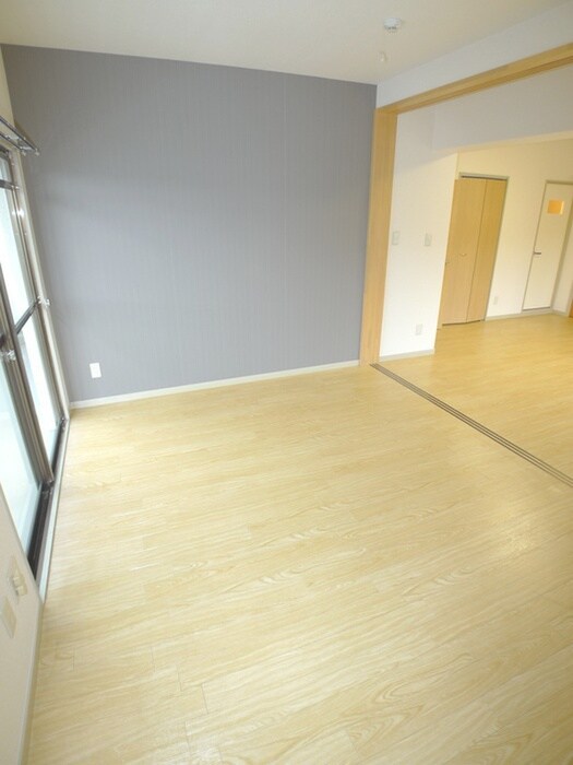 物件内観写真8　(廊下)