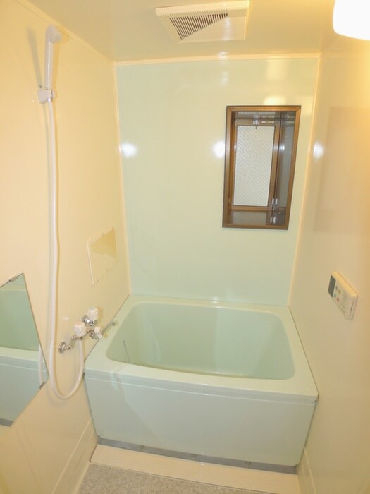 物件内観写真12　(バス／シャワールーム等)
