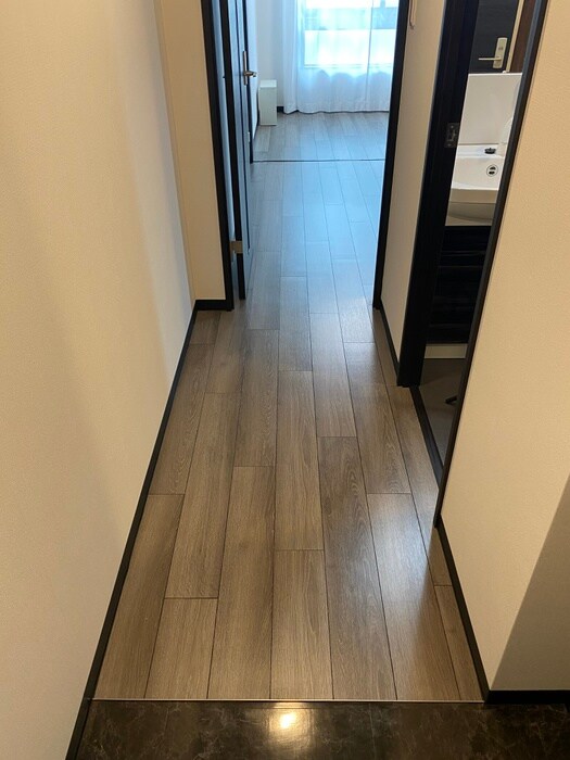 物件内観写真14　(廊下)