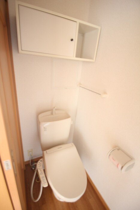 物件内観写真6　(トイレ)