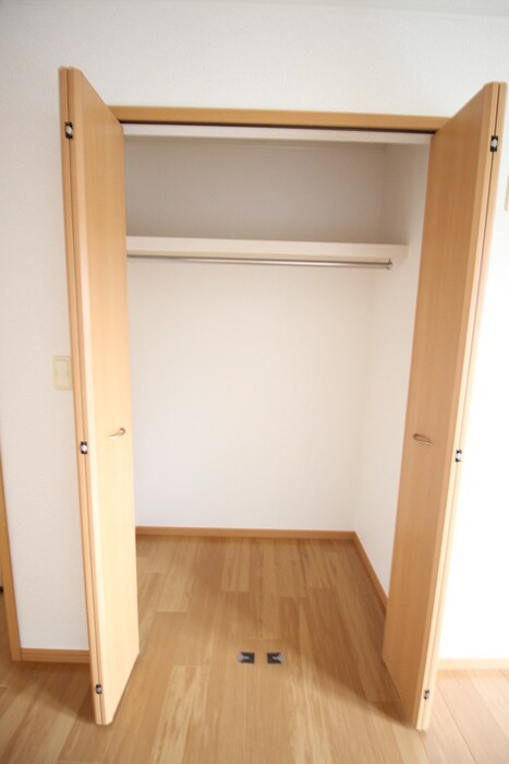 物件内観写真8　(収納)