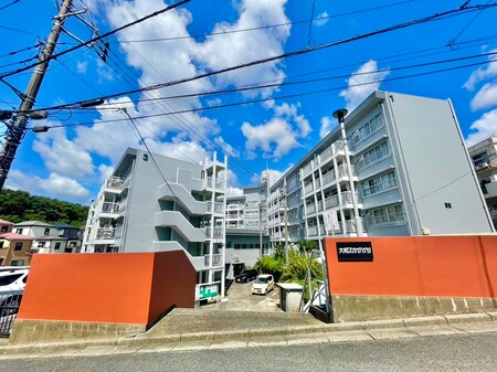 大和スカイハイツⅡ（１０２）外観写真