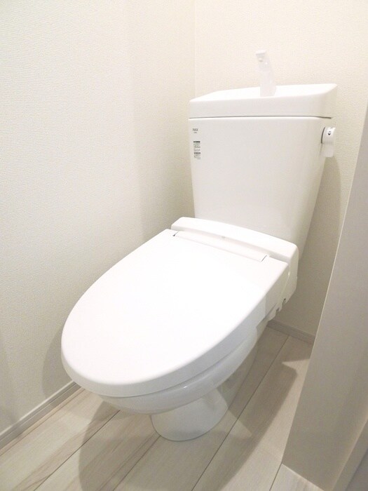 物件内観写真12　(トイレ)