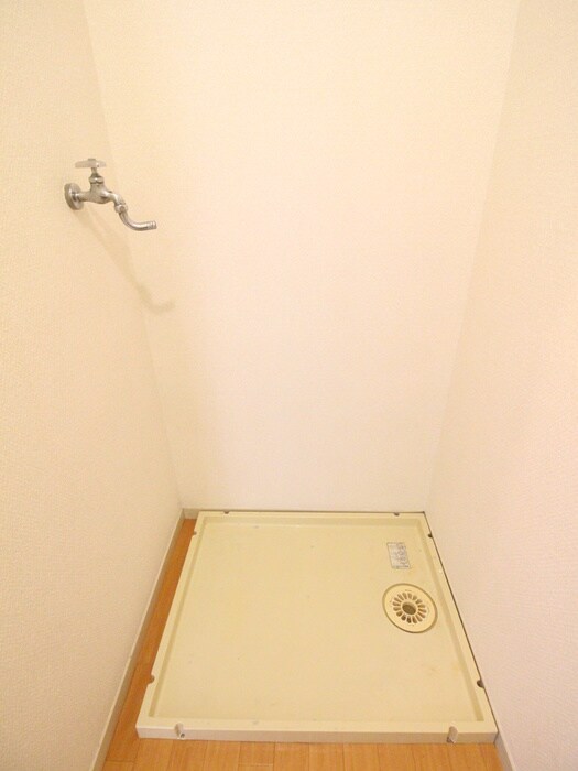 物件内観写真19　(洗濯機置場)