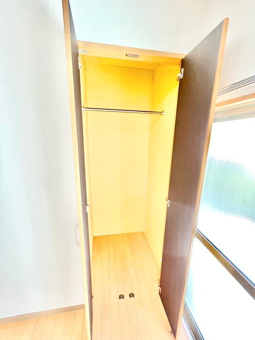 物件内観写真10　(収納)