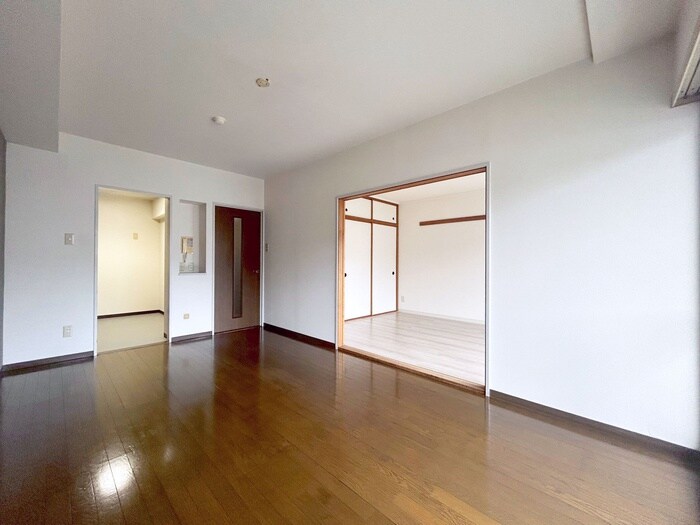 物件内観写真13　(居室)