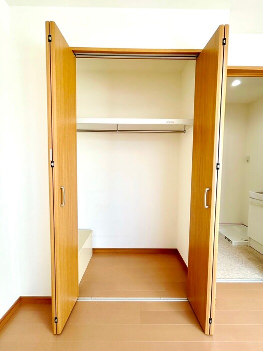 物件内観写真16　(収納)