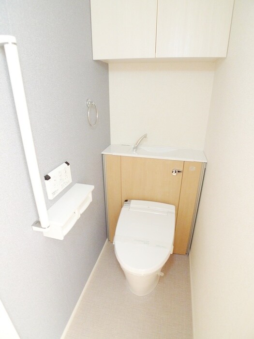 物件内観写真11　(トイレ)