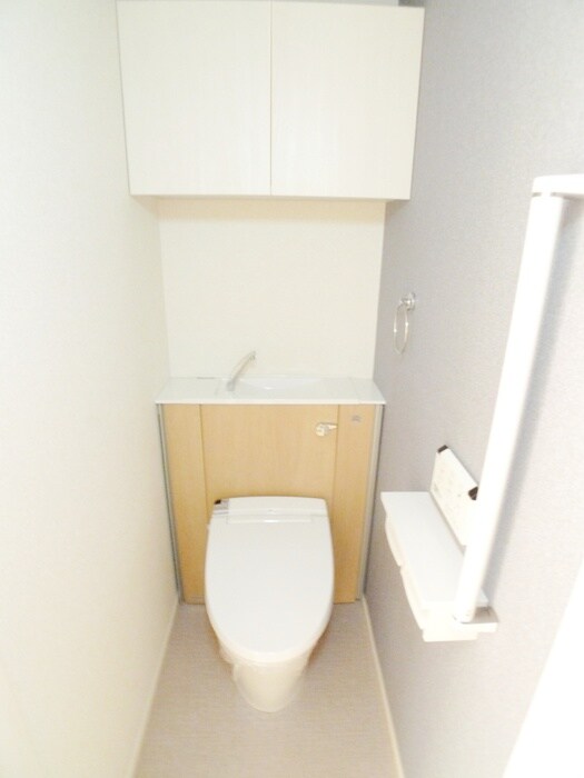 物件内観写真11　(トイレ)