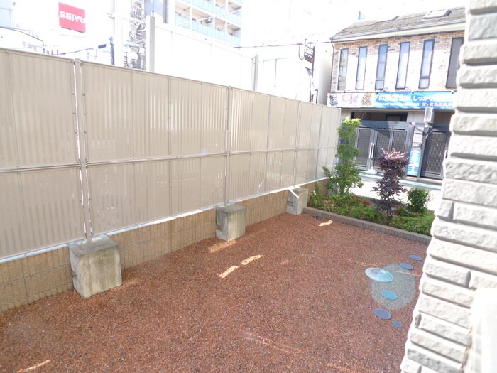 物件内観写真16　(室内からの展望)