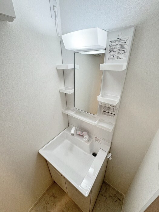 物件内観写真12　(洗面)