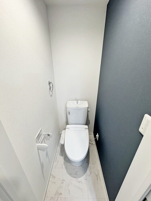 物件内観写真14　(トイレ)