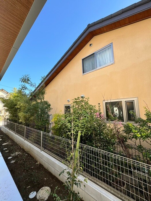 物件内観写真21　(室内からの展望)