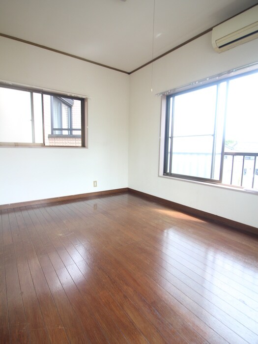 物件内観写真8　(居室)