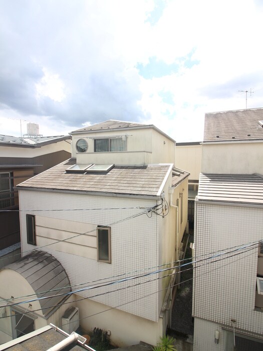 物件内観写真15　(室内からの展望)