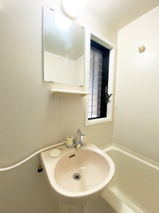 物件内観写真14　(洗面)