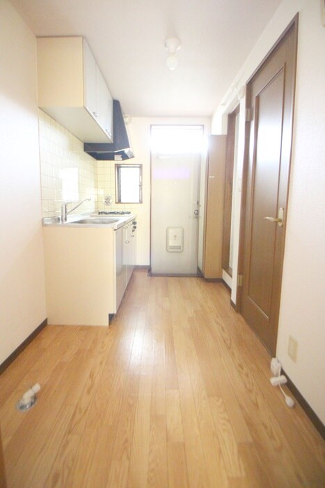 物件内観写真17　(廊下)