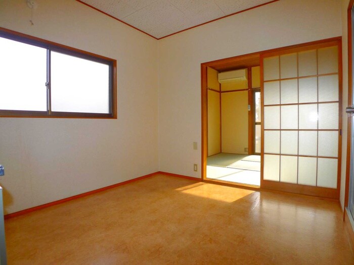 物件内観写真9　(居室)