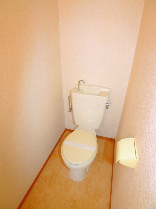 物件内観写真15　(トイレ)