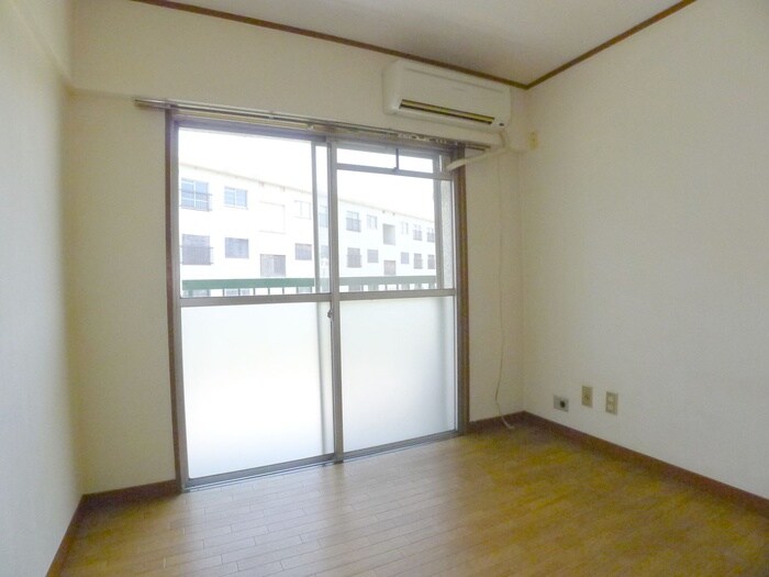 物件内観写真8　(内観写真)