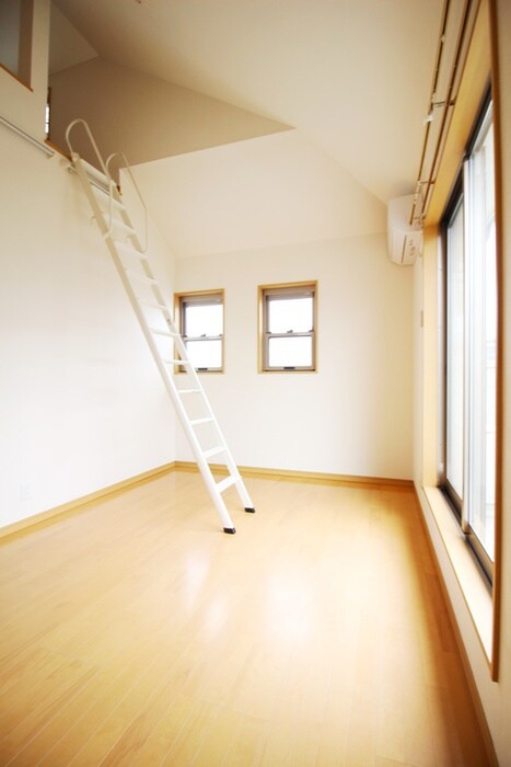 物件内観写真8　(居室)